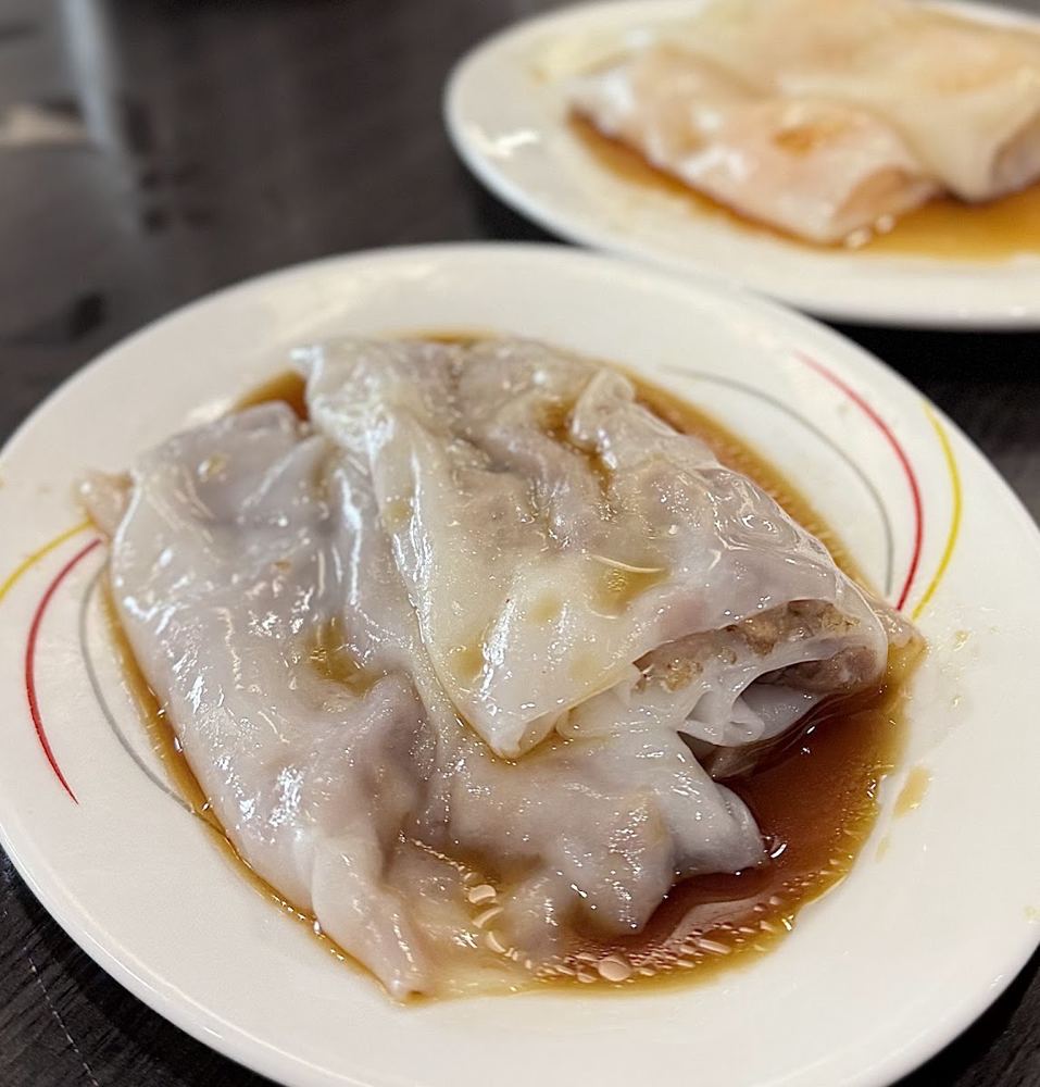 Rice noodle rolls